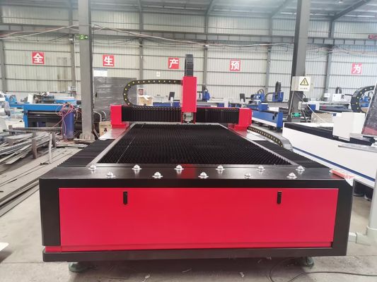 1000W-6000W धातु 3015 फाइबर लेजर कटर लोहा स्टील एल्यूमीनियम तांबा प्लेट शीट काटने के लिए लेजर कटिंग मशीन