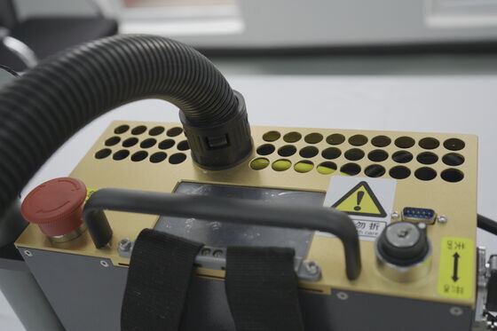 300W Backpack Pulse Laser Cleaning Machine Handheld Rust Paint Remover with Battery Option