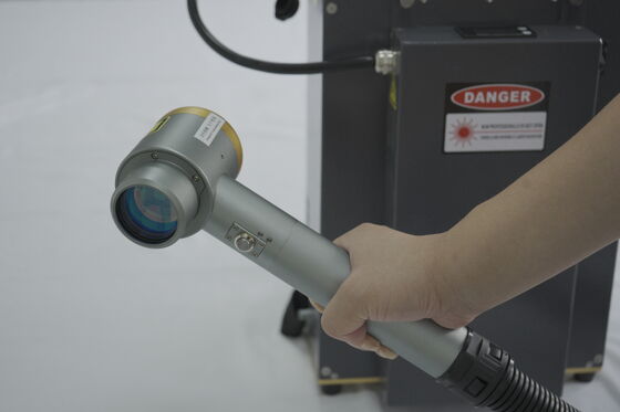 300W Backpack Pulse Laser Cleaning Machine Handheld Rust Paint Remover with Battery Option